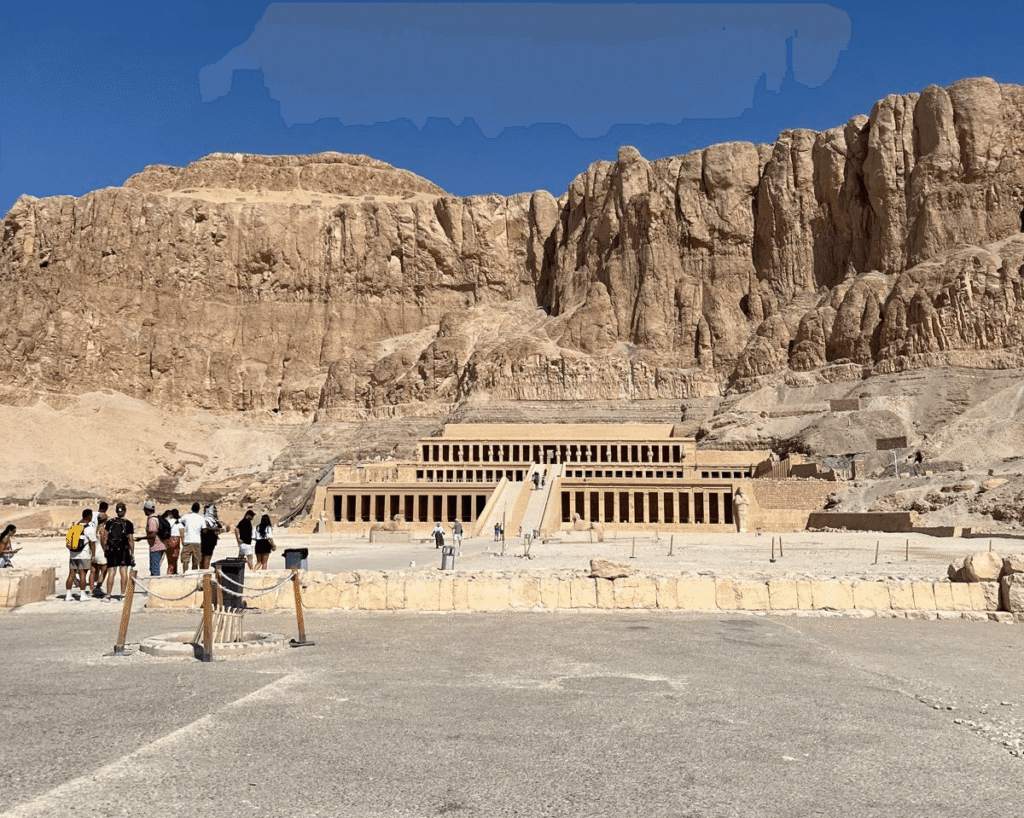 image of a temple in luxor