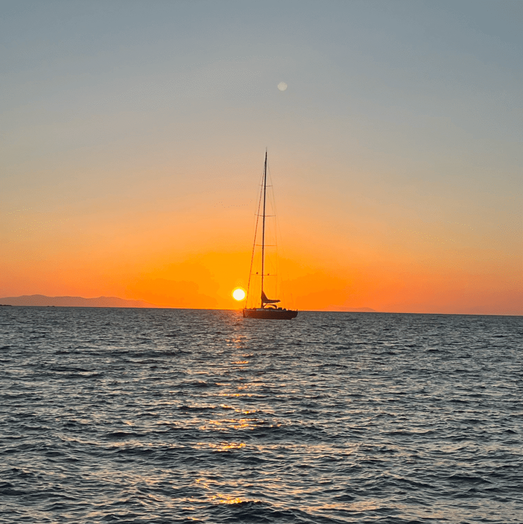 image of the sunset in Greece